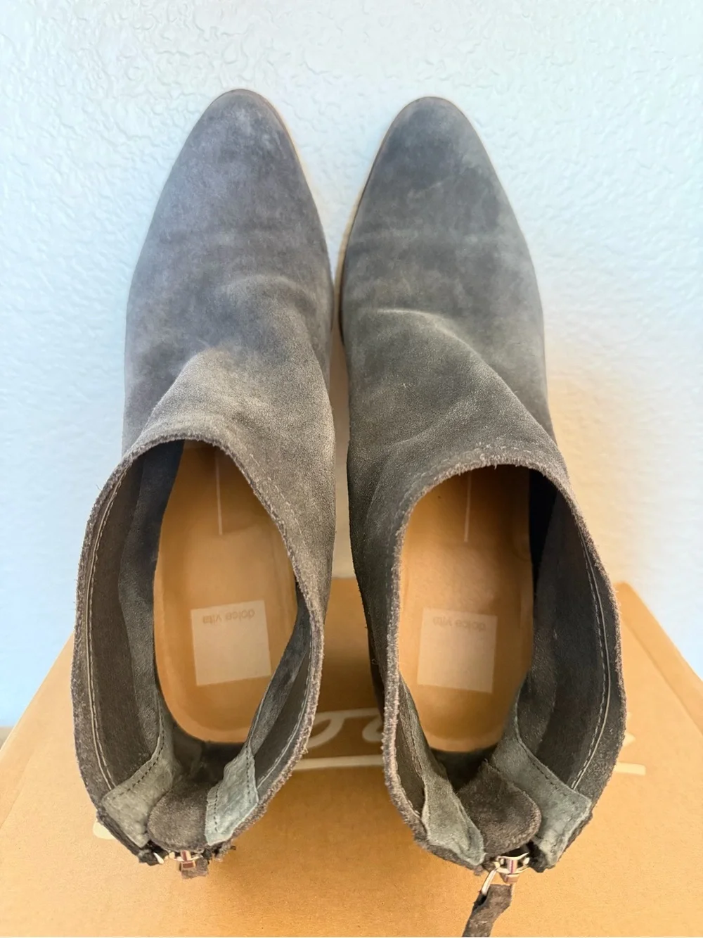Dolce Vita, Elisa Gray Suede Women's Ankle Boots 9.5M